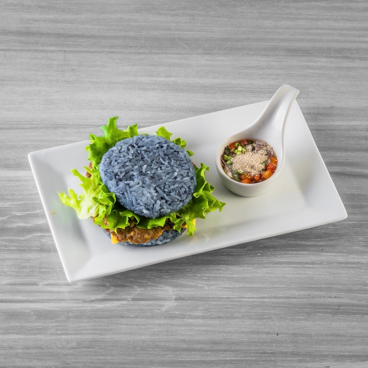 Sticky Piggy Burger - เบอร์เกอร์ข้าวเหนียวหมู