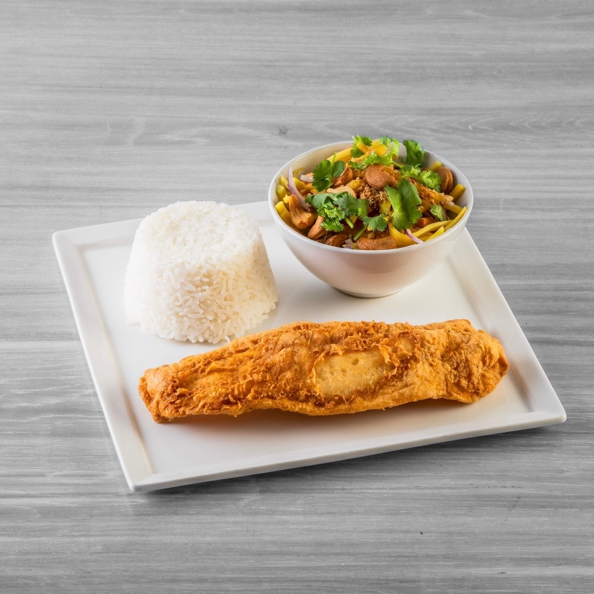 Crispy Fish with Mango Salad - ปลาทอดยำมะม่วง