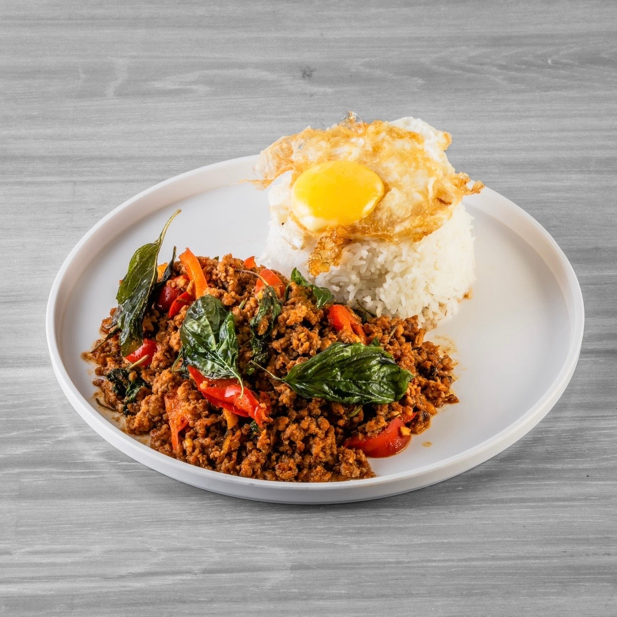Curry Basil - ผัดกะเพราพริกแกง